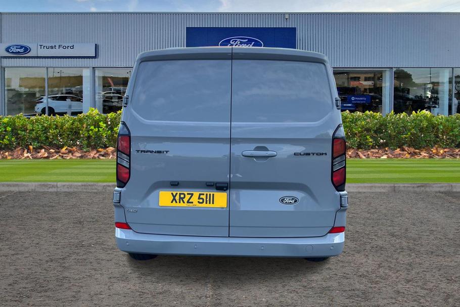 Used Ford TRANSIT CUSTOM XRZ5111 13