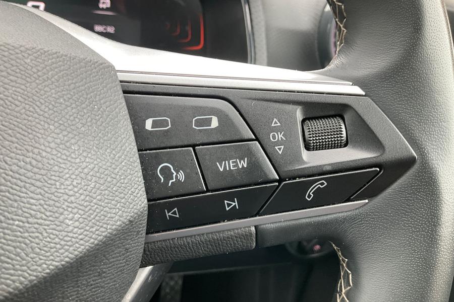 SEAT IBIZA Photo autoimg-891d56df2a62cb8b500dfb912555c2b6cffcc09b.jpg