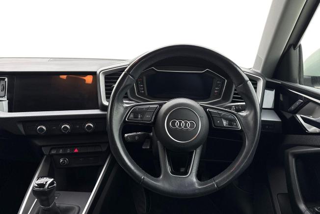 AUDI A1 Photo 11