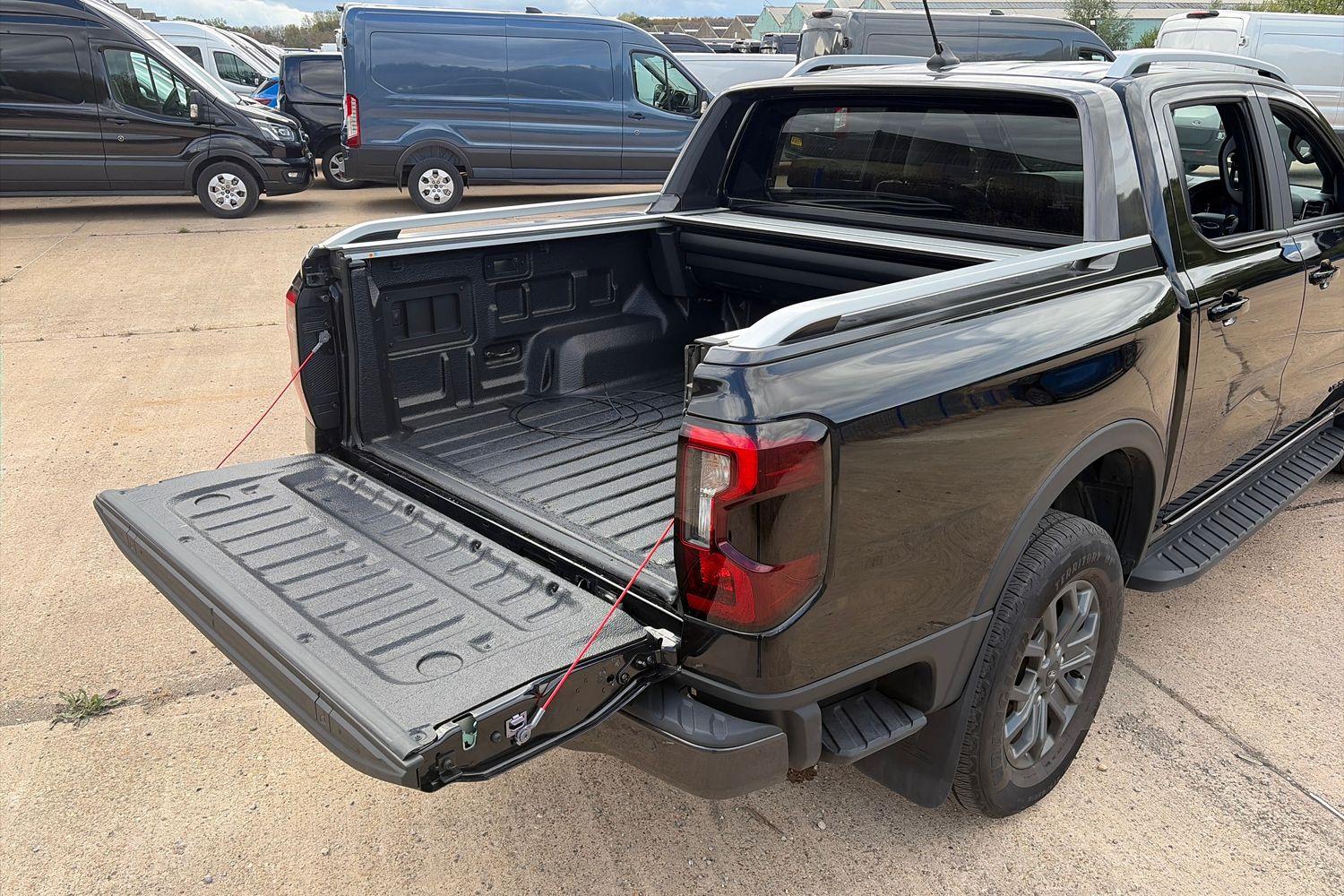 Ford RANGER Photo 6