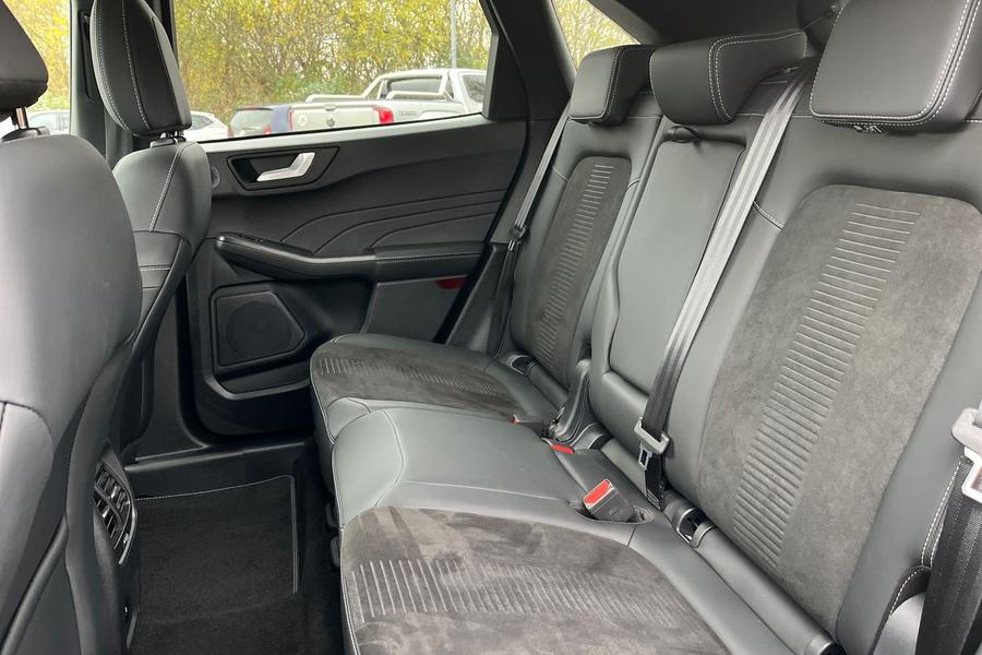 Ford KUGA Photo autoimg-8921dcfc07f3884e52dc10077127c98caa8cf49b.jpg