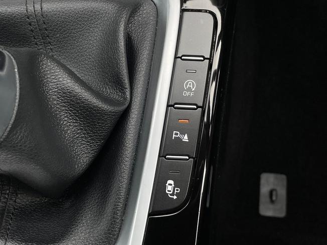 KIA Ceed Photo 48