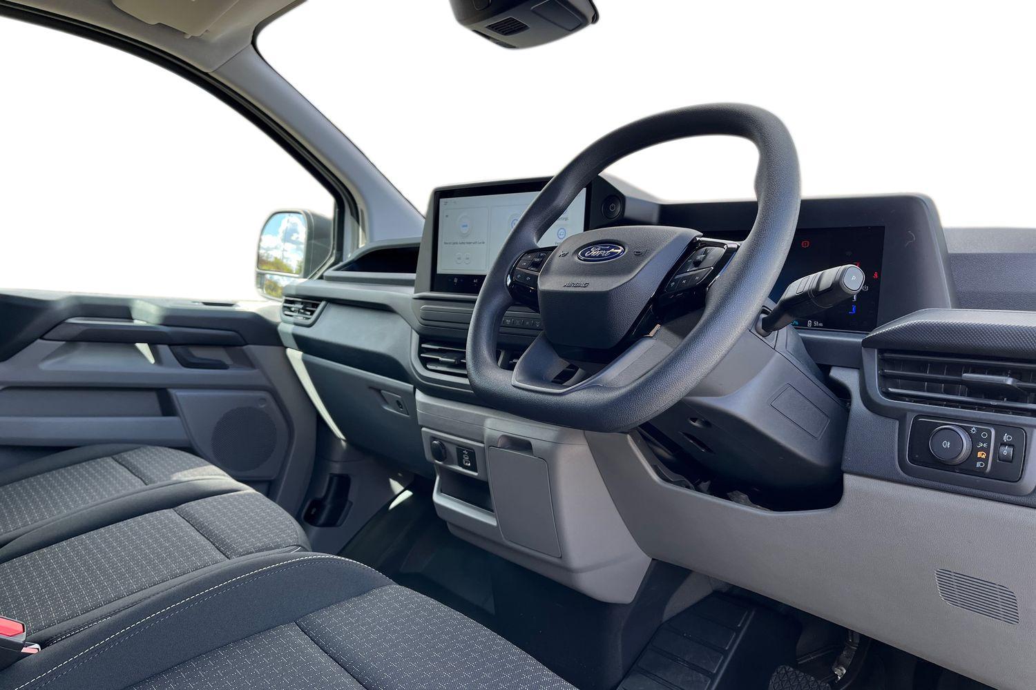 Ford E-TRANSIT CUSTOM Photo 13