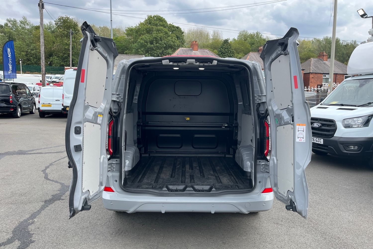 Ford TRANSIT CUSTOM Photo 6