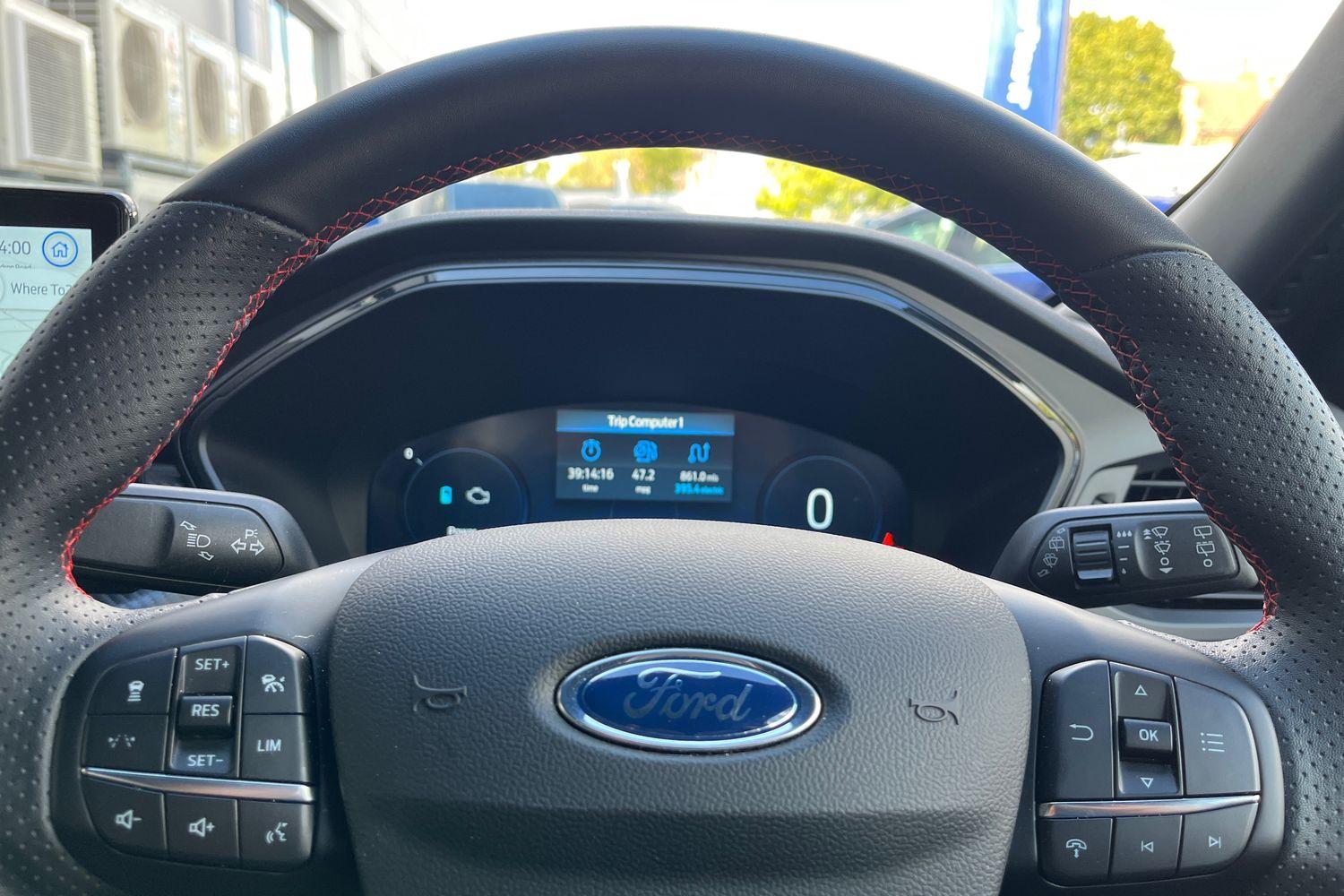 Ford KUGA Photo 22