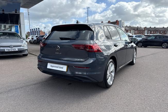 VOLKSWAGEN Golf Photo 24
