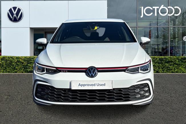 VOLKSWAGEN Golf Photo 8