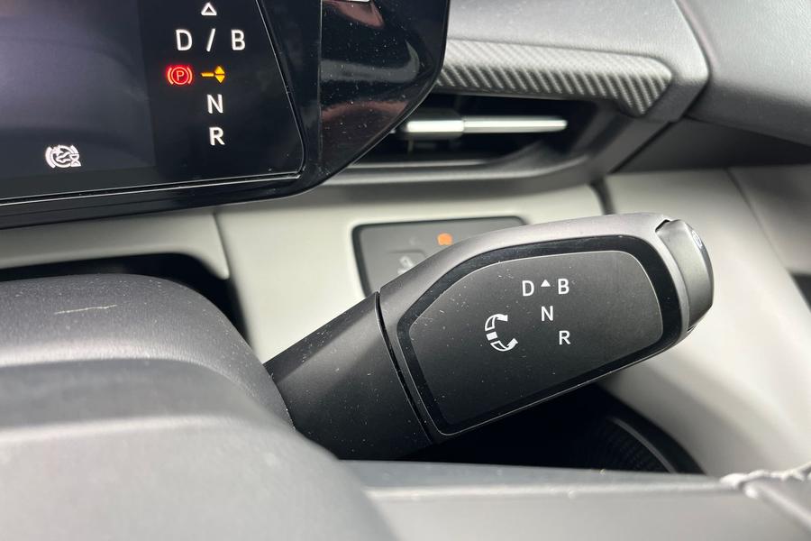 Ford EXPLORER Photo autoimg-89329321e974150254284c8298fd5737a3dcdd30.jpg