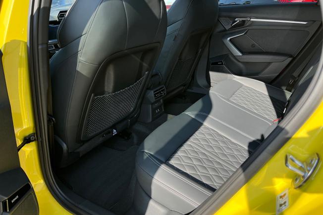 AUDI S3 Photo 44