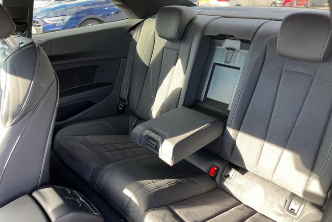 AUDI A5 Photo 45