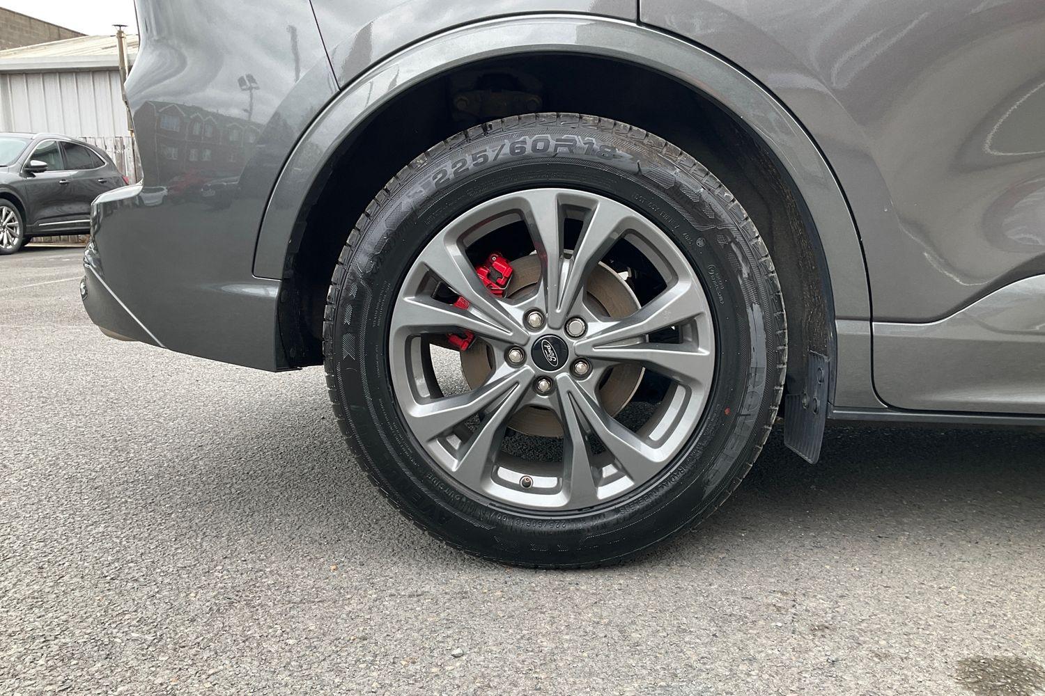 Ford KUGA Photo 7