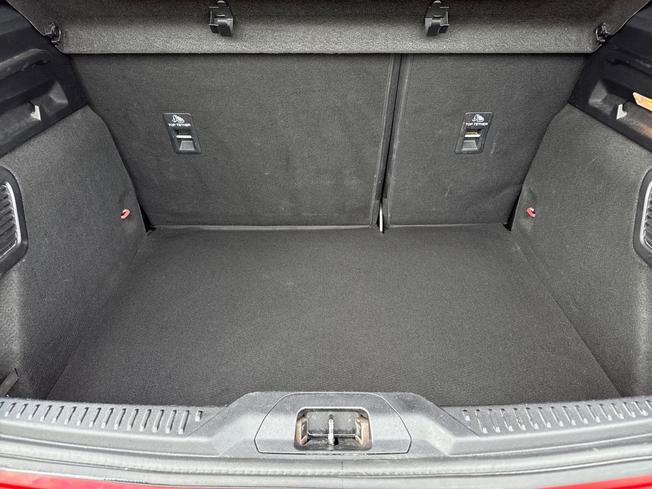 FORD Focus Photo 12