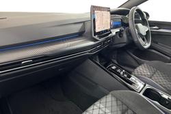 Volkswagen Golf Photo 2