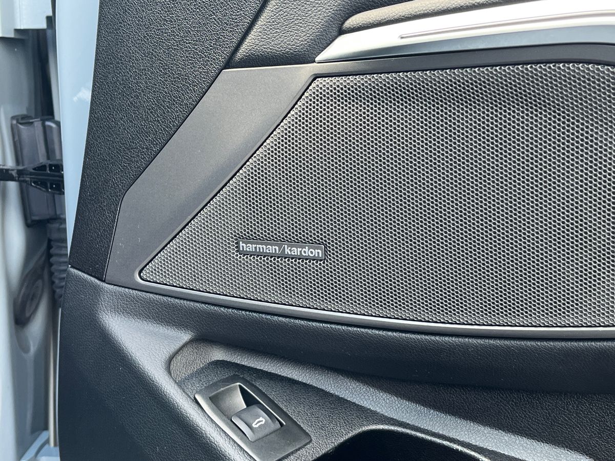 BMW 3 Series Photo 30