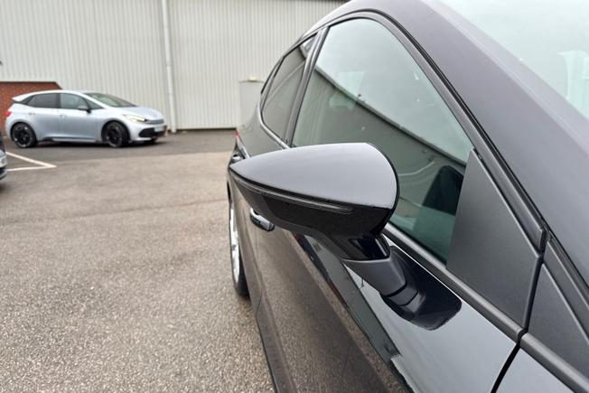 SEAT Ibiza Photo 20