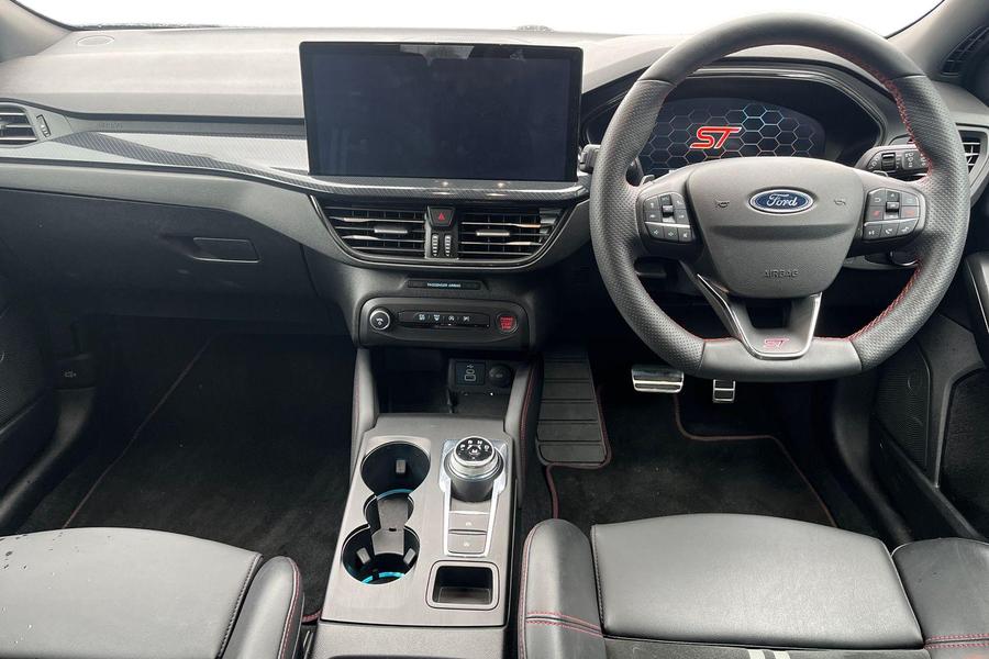 Ford FOCUS Photo autoimg-893dc971de4b1368ac9f673f84a8c6ef4bcc052b.jpg