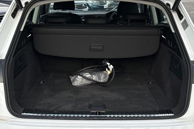 Audi Q8 Photo 12