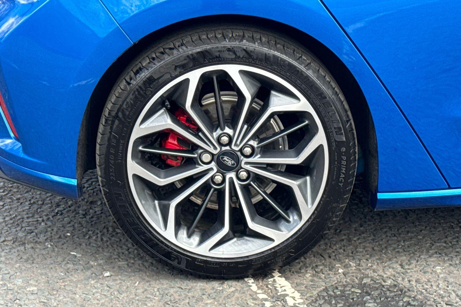 Ford FOCUS Photo 7