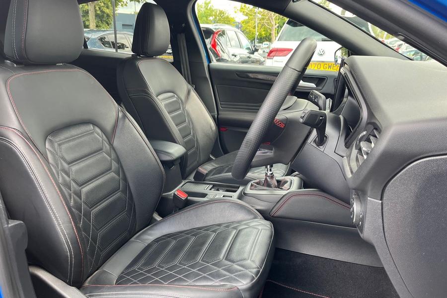 Ford FOCUS Photo autoimg-894047f13a06eb9dd1f44dc3c6a9270cdaee579c.jpg