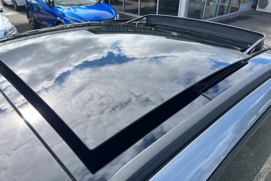 Ford Kuga Photo autoimg-89423c35e0be0f342e9f7e41333b5a7992d66f4f.jpg