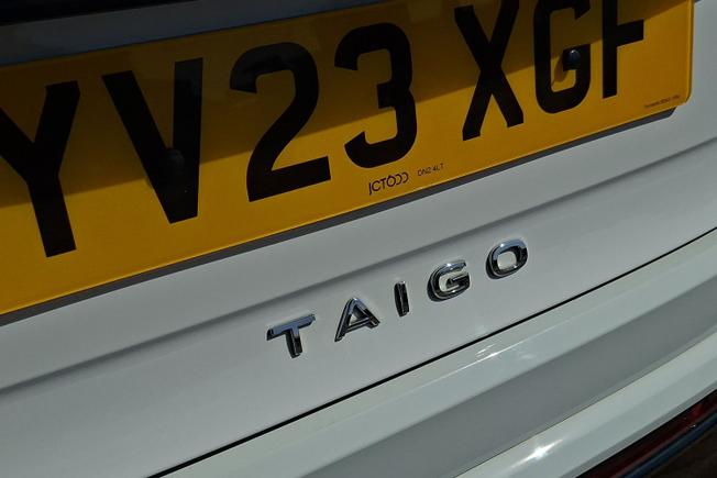 VOLKSWAGEN Taigo Photo 22