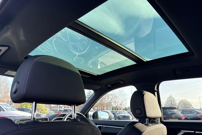 AUDI Q3 Photo 26