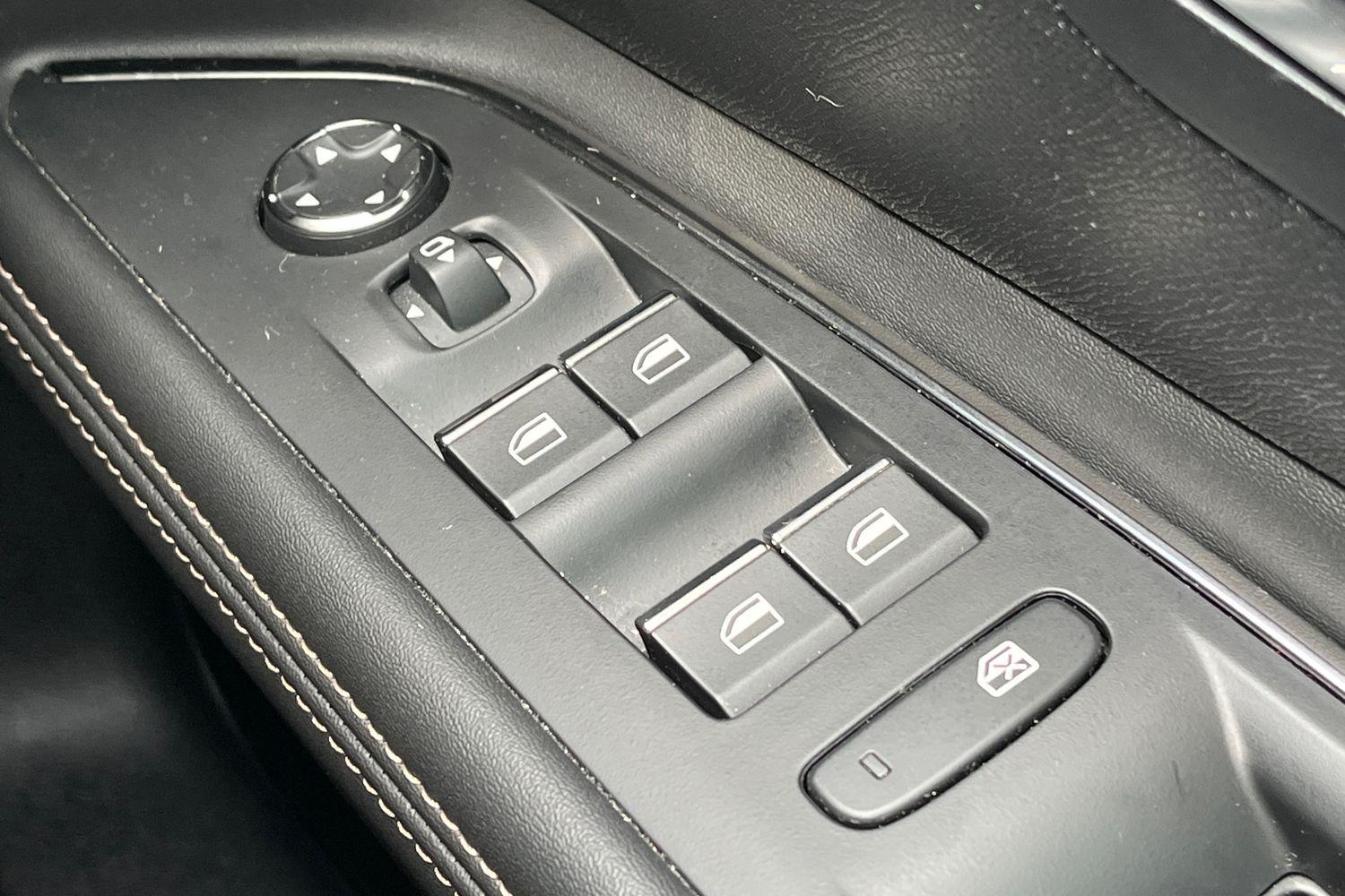 Peugeot 5008 Photo 15