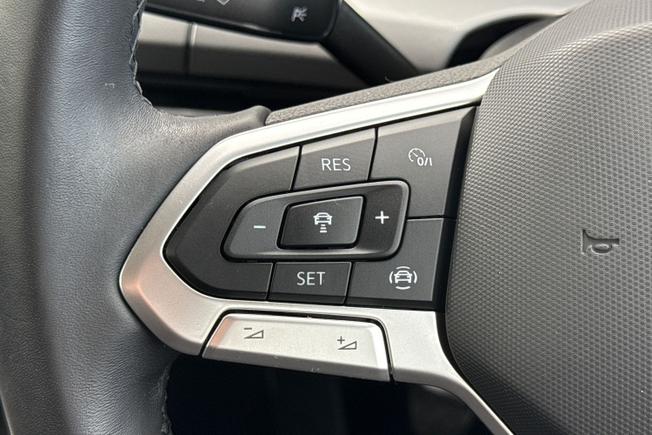 Volkswagen Golf Photo 16