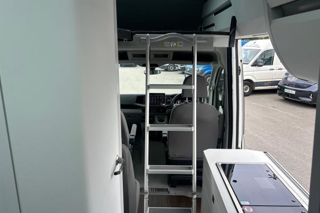 VOLKSWAGEN Grand California Photo 36