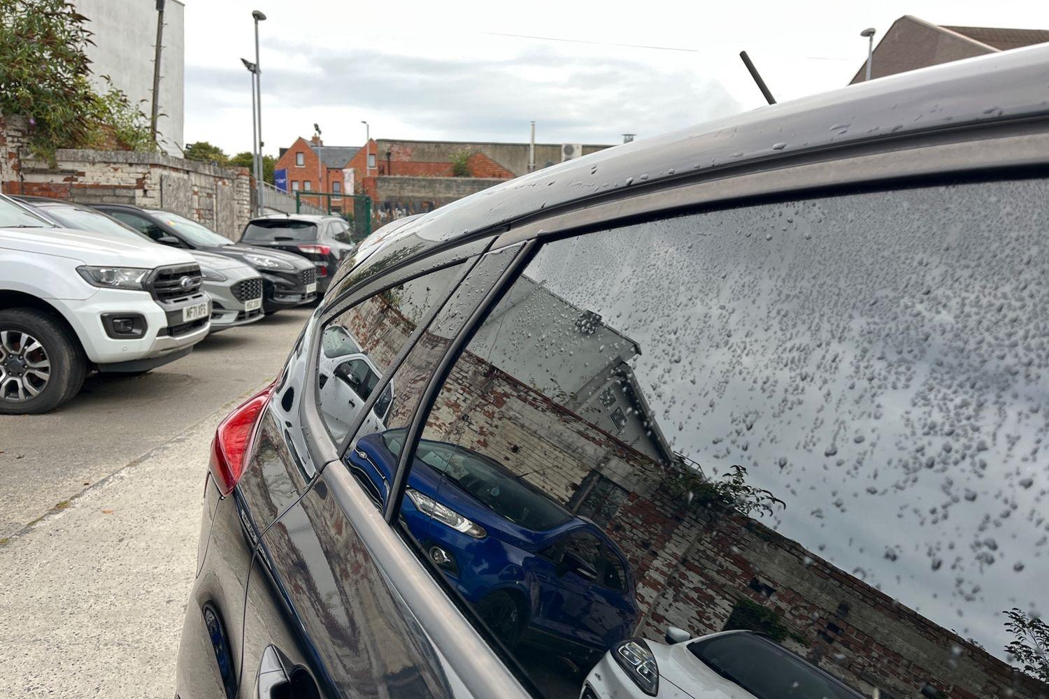 Ford FOCUS Photo 37