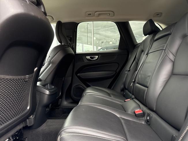 VOLVO XC60 Photo 41