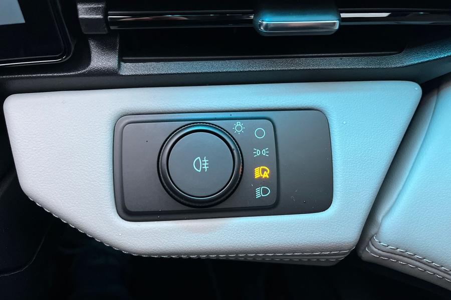 Ford Puma Gen-E Photo autoimg-89512f14d2bd3f9d3a06d36dc49c8565cd2b8fe6.jpg