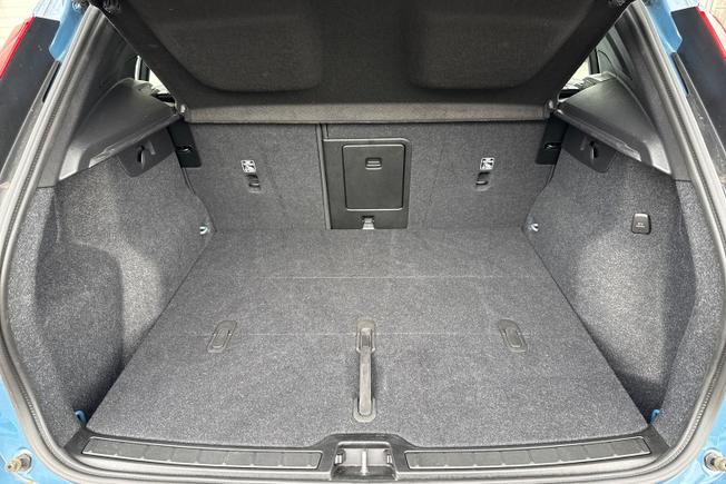VOLVO Xc40 Photo 12