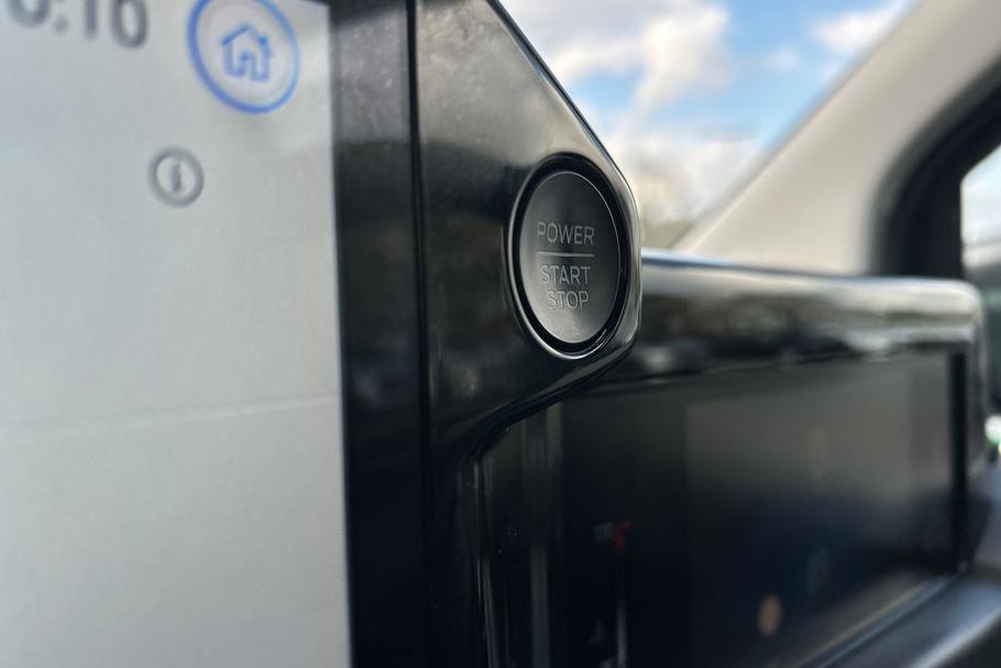 Used FORD TRANSIT CUSTOM HK73WUL 36