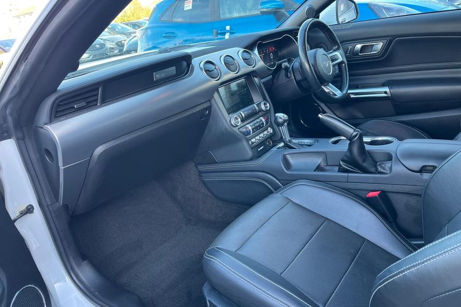 Ford Mustang Photo autoimg-895f9b0c7ce8480ef758a58d14f014db359d9e2f.jpg