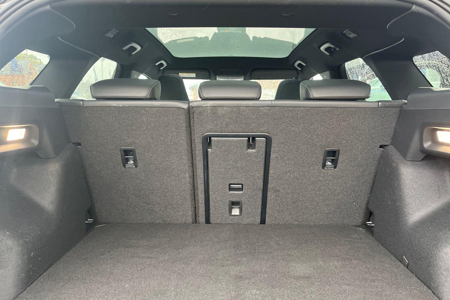 Ford EXPLORER Photo 20