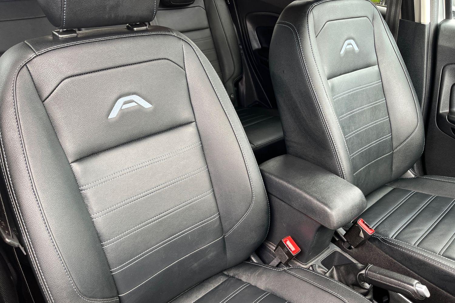 Ford ECOSPORT Photo 16
