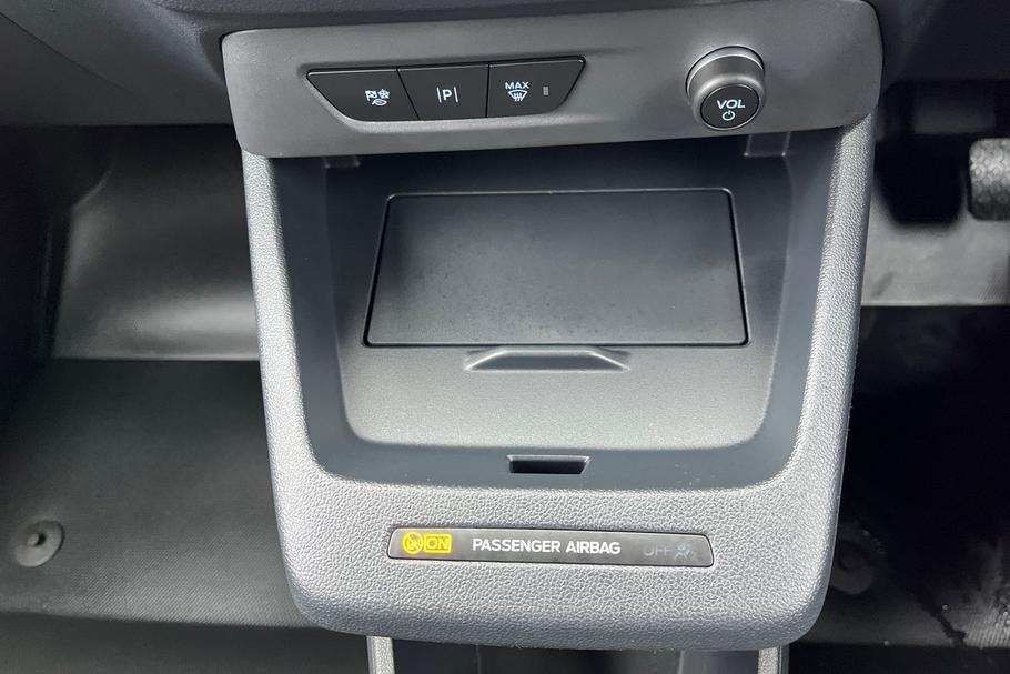 Used Ford E-TRANSIT COURIER LA75RDZ 27