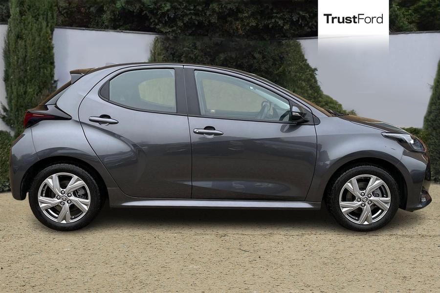 Toyota Yaris Photo autoimg-896946d2a8e0a653d1e12b5e4c4739b9346a92e5.jpg