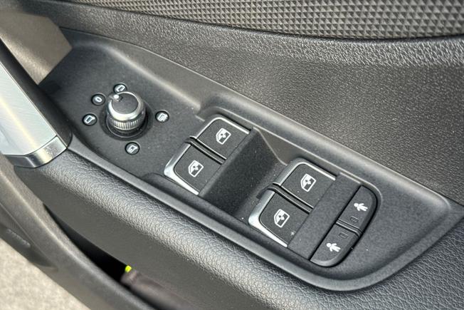 AUDI Q2 Photo 31