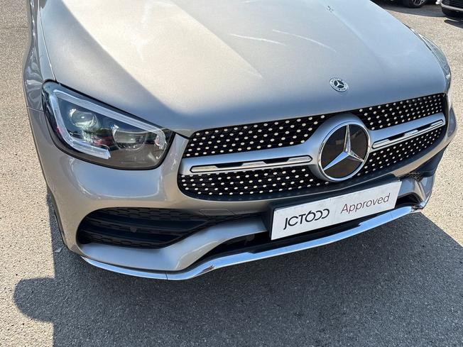 MERCEDES-BENZ Glc Photo 31