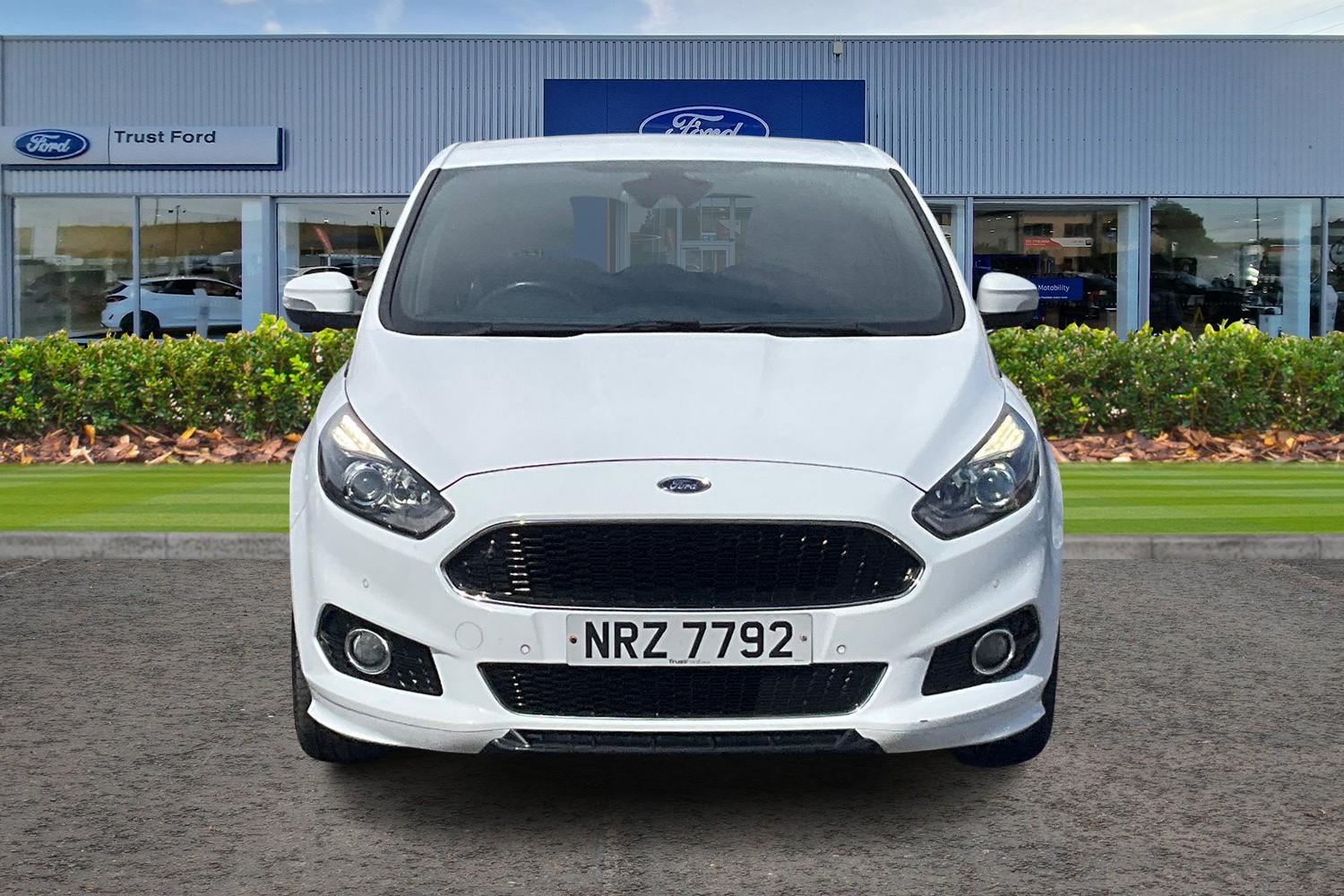 Ford S-MAX Photo 5