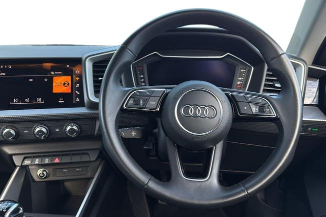 AUDI A1 Photo 11