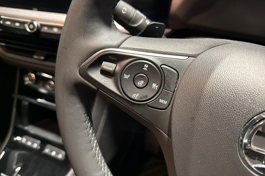 Vauxhall GRANDLAND Photo autoimg-896f3fbedd9b4e543994dbd82ce2914417a6ac83.jpg