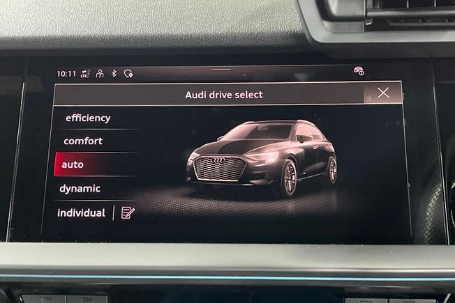 AUDI S3 Photo 22