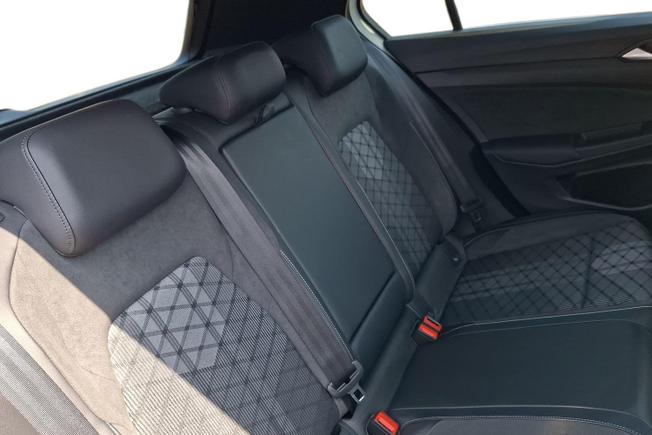 VOLKSWAGEN Golf Photo 9