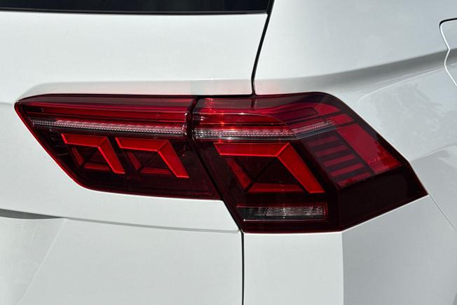 Volkswagen Tiguan Photo 18