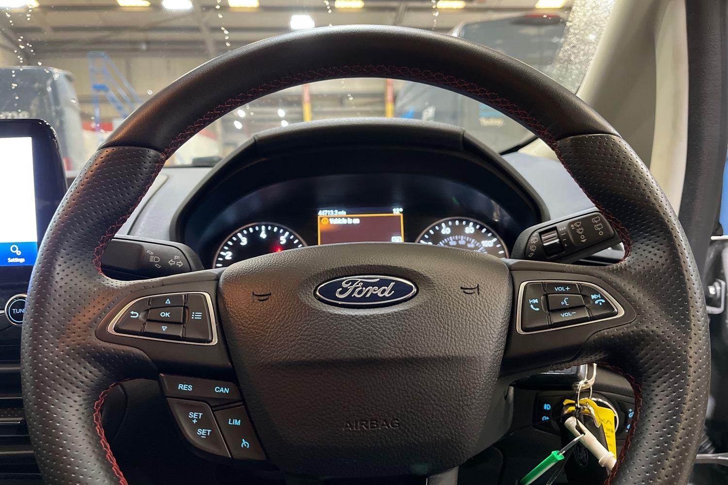 Ford ECOSPORT Photo 11