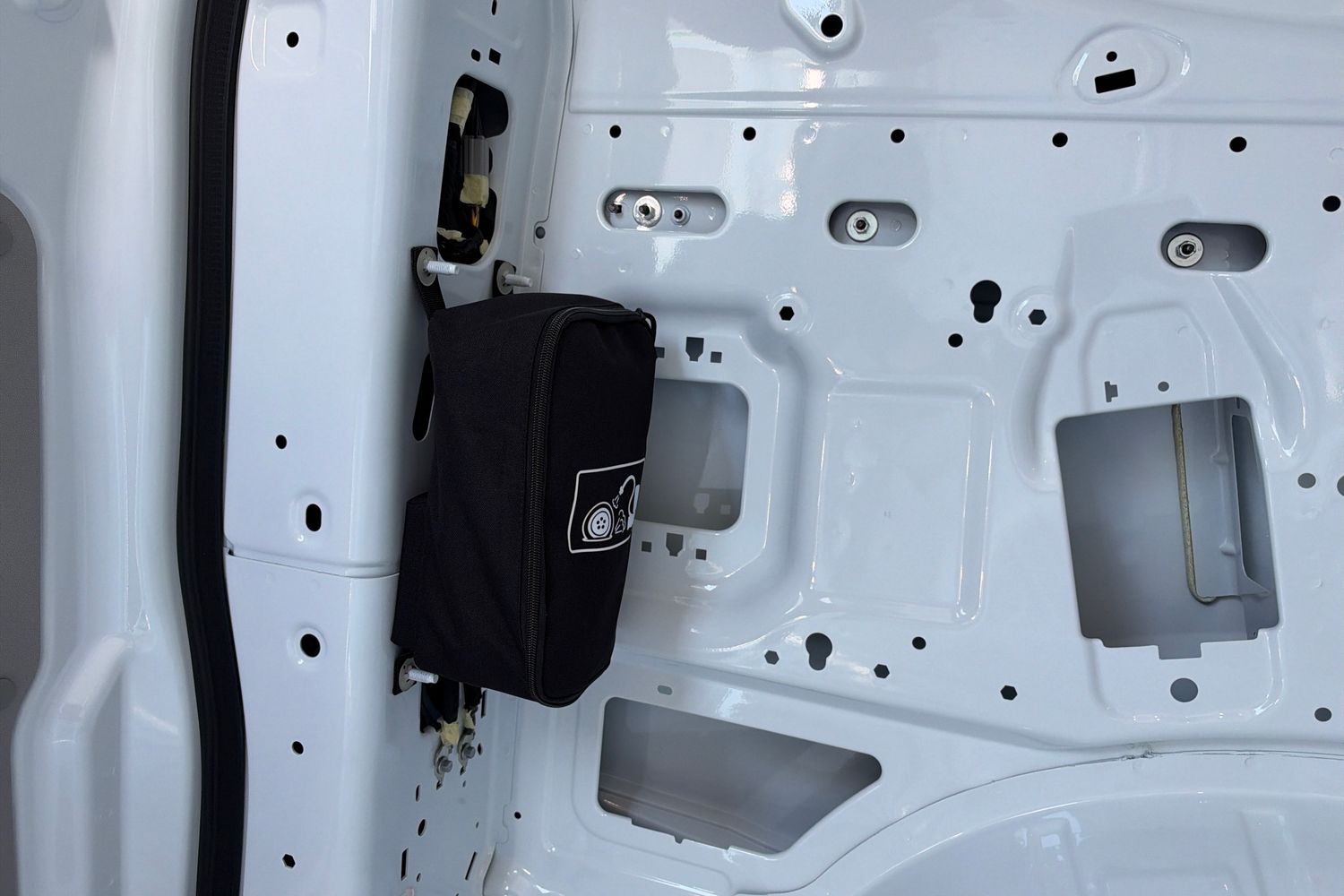 Ford E-TRANSIT CUSTOM Photo 38