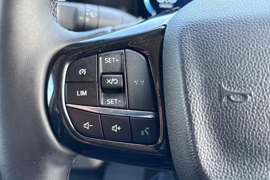 Used FORD TRANSIT CUSTOM WN75JXL 32